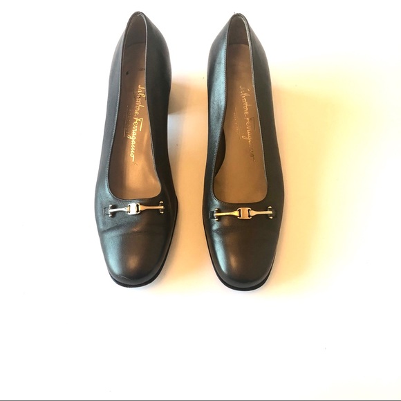 Salvatore Ferragamo Shoes - Authentic Salvatore ferragamo vintage size 9 brown